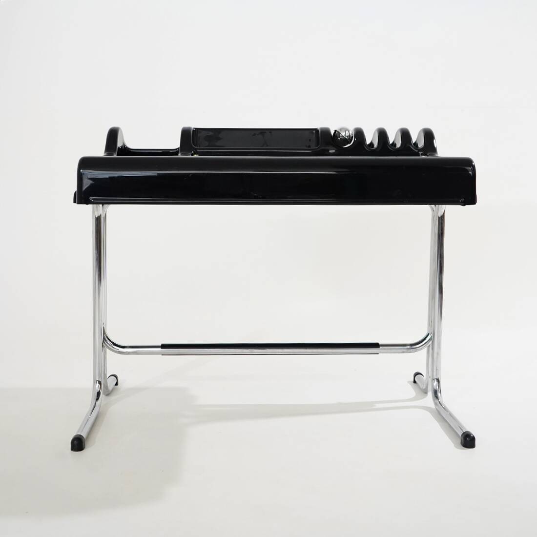 Desk with lamp by Vittorio Parigi and Nani Prina for Molteni, 1970s