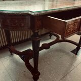 Beautiful period marquetry table (1900)