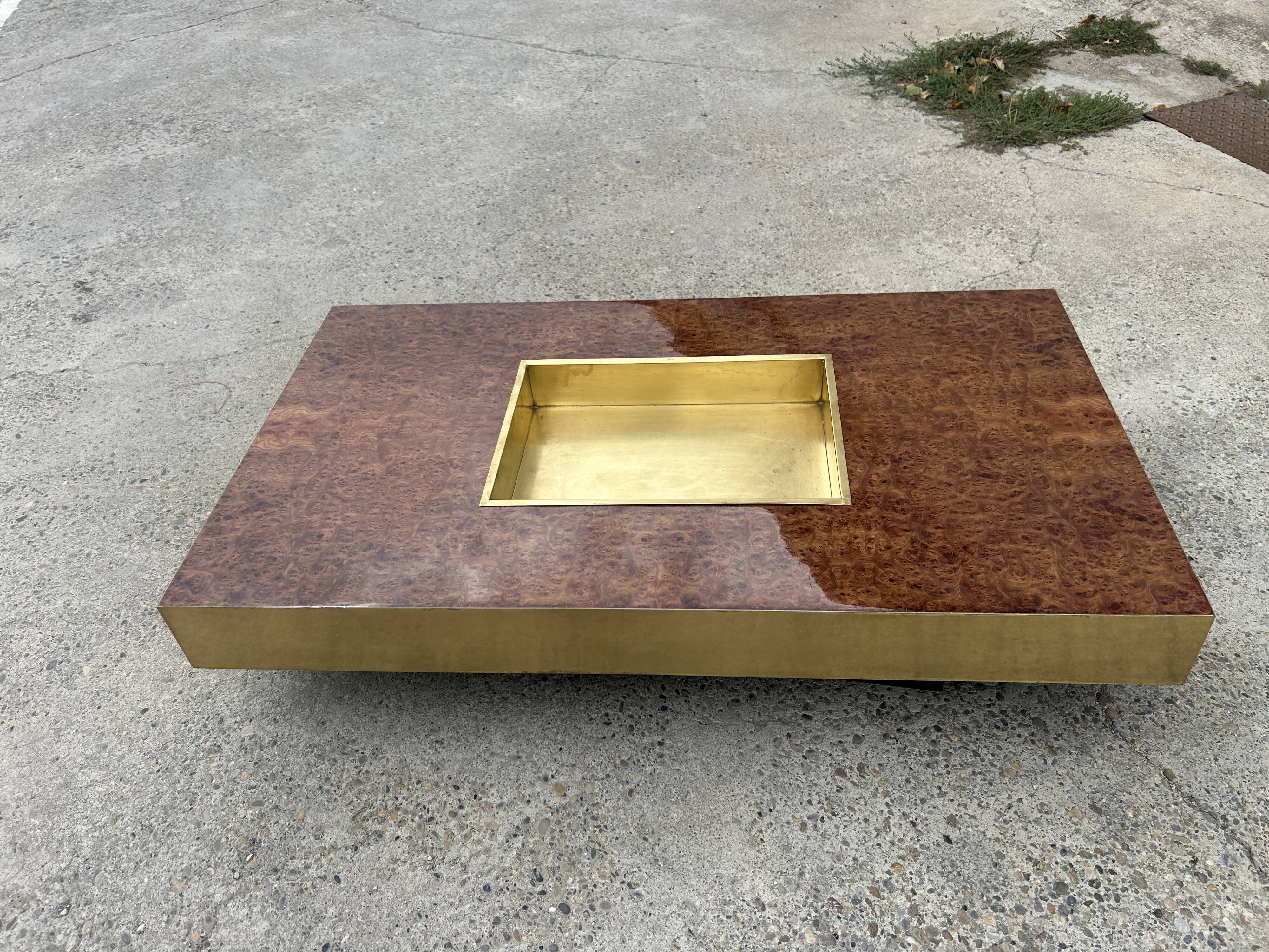Willy Rizzo coffee table in walnut burl and brass 1970