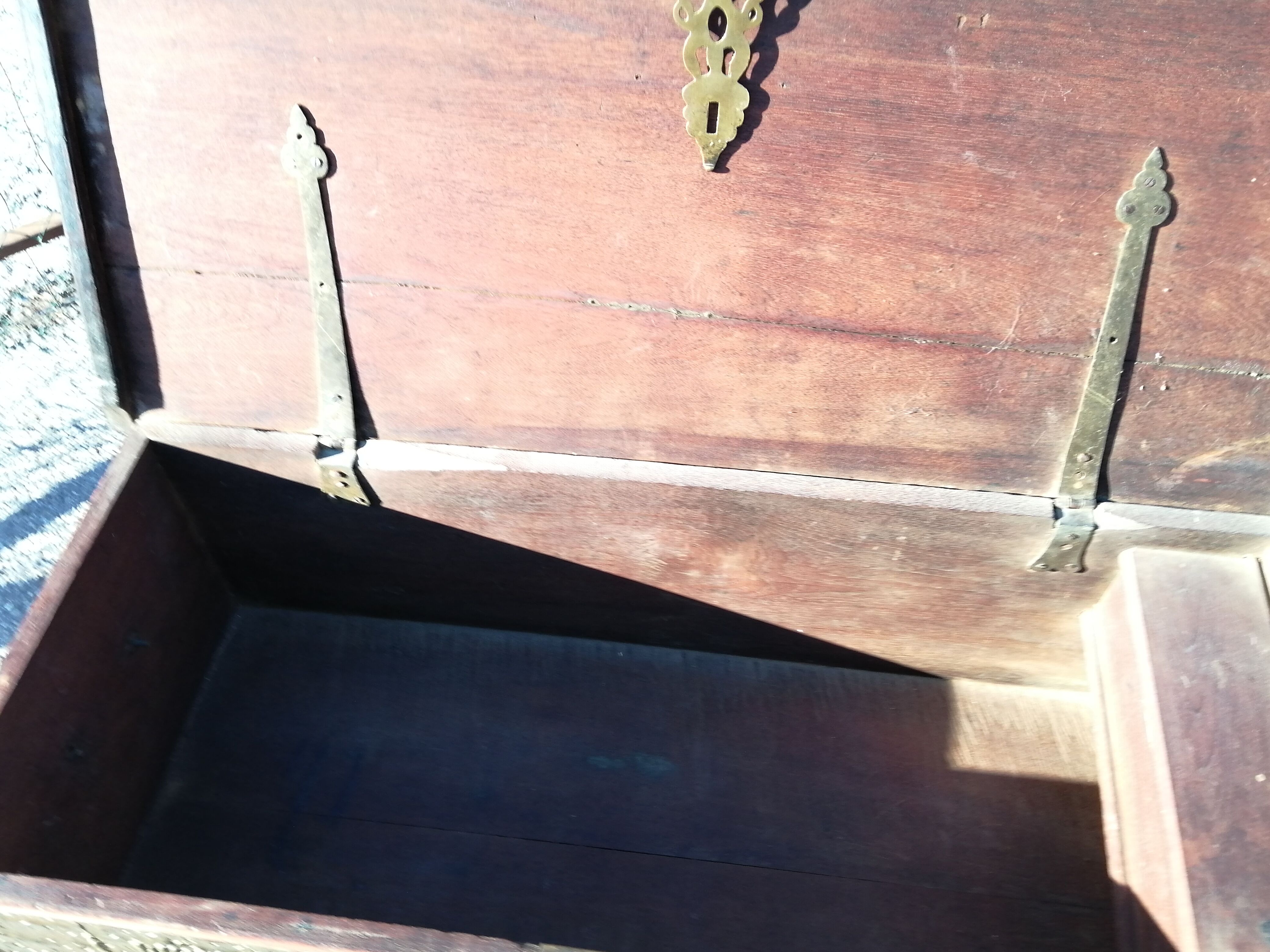 Oriental wedding chest in solid wood