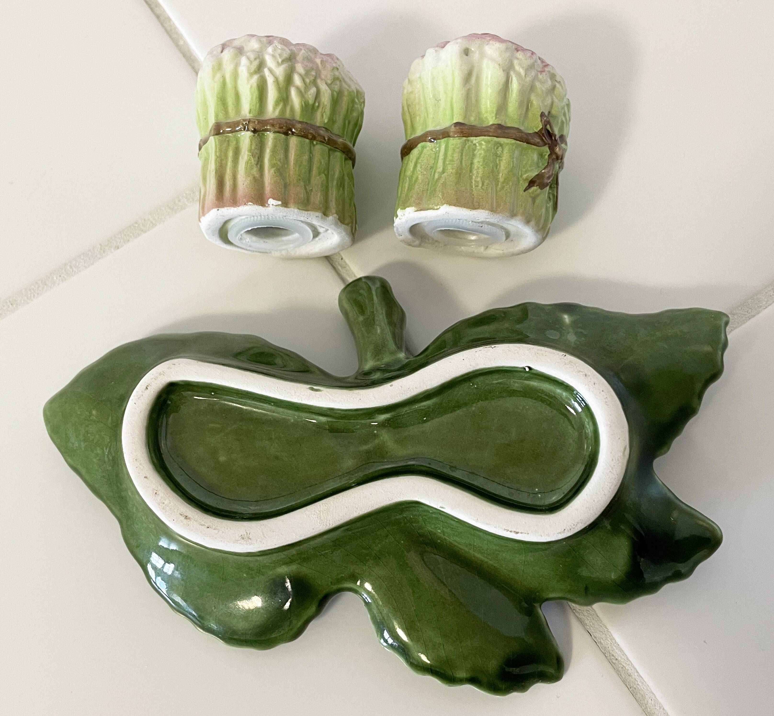 Salière et poivrier vintage en majolique asperges, Portugal