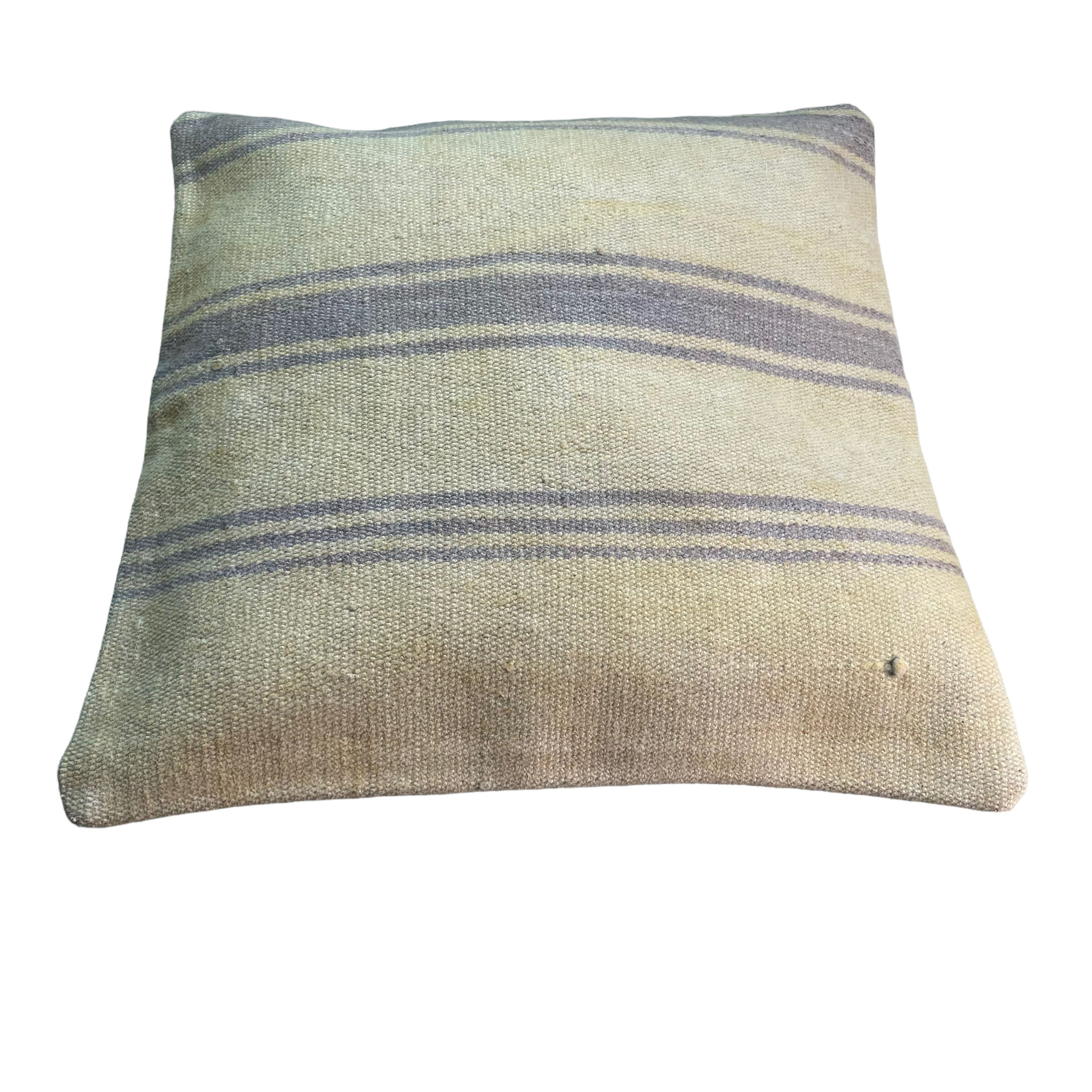 Vintage turkish kilim cushion cover , 40 x 40 cm