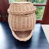 Wicker basket