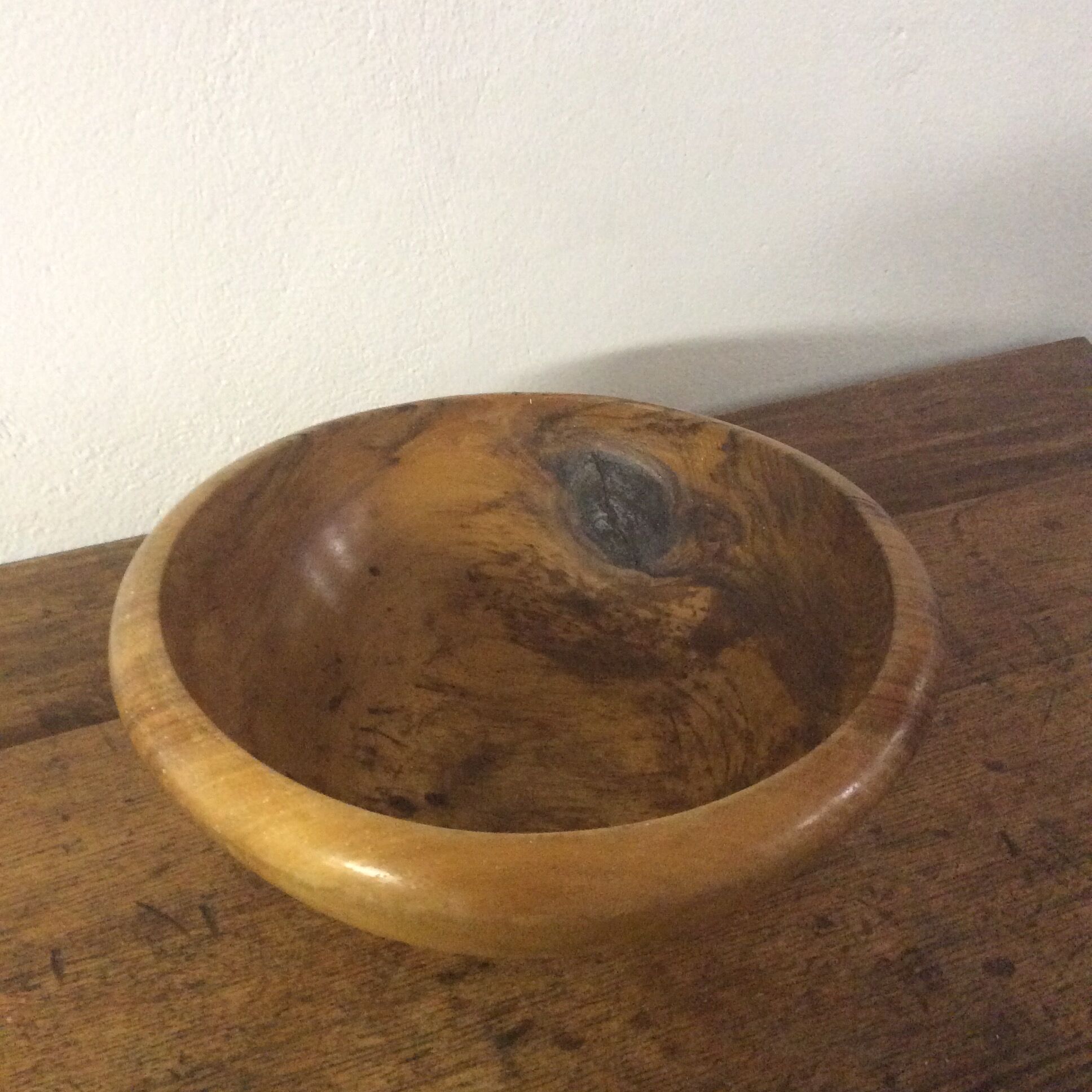 Olivier's wooden salad bowl