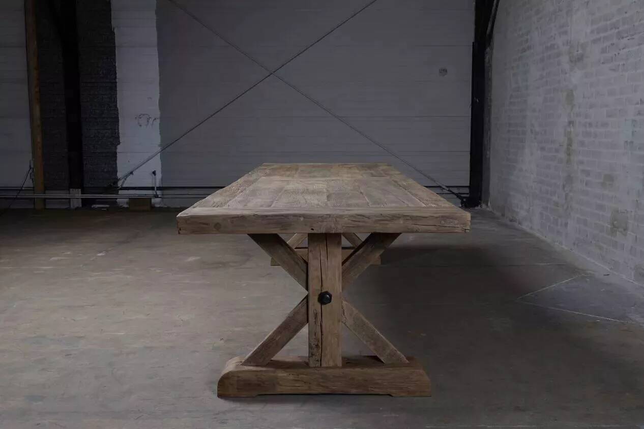 Farmhouse table in old solid oak, star-shaped legs 300 cm