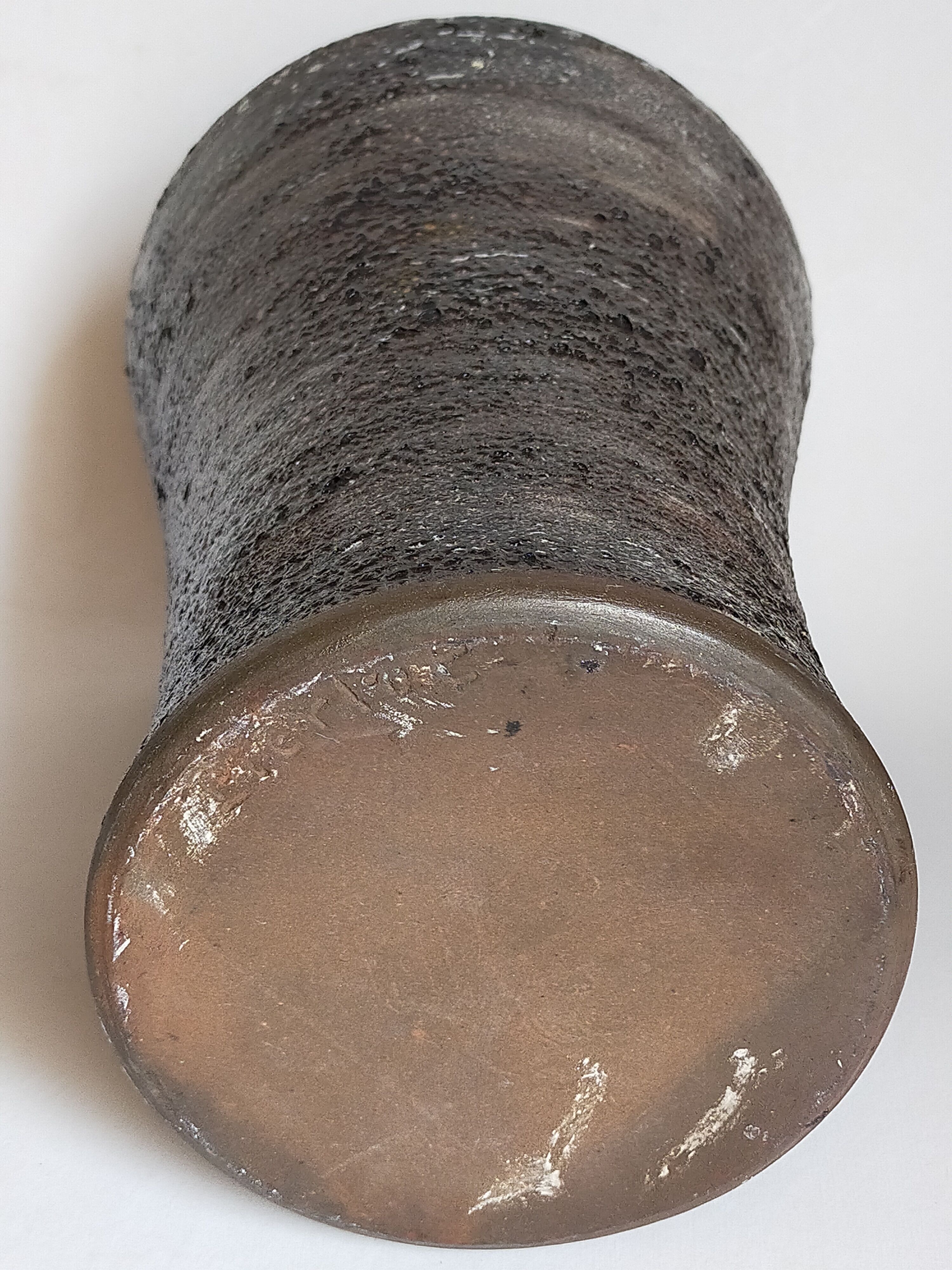 Vase "Diabolo"de potier grès noir émaillé fat-lava vintage