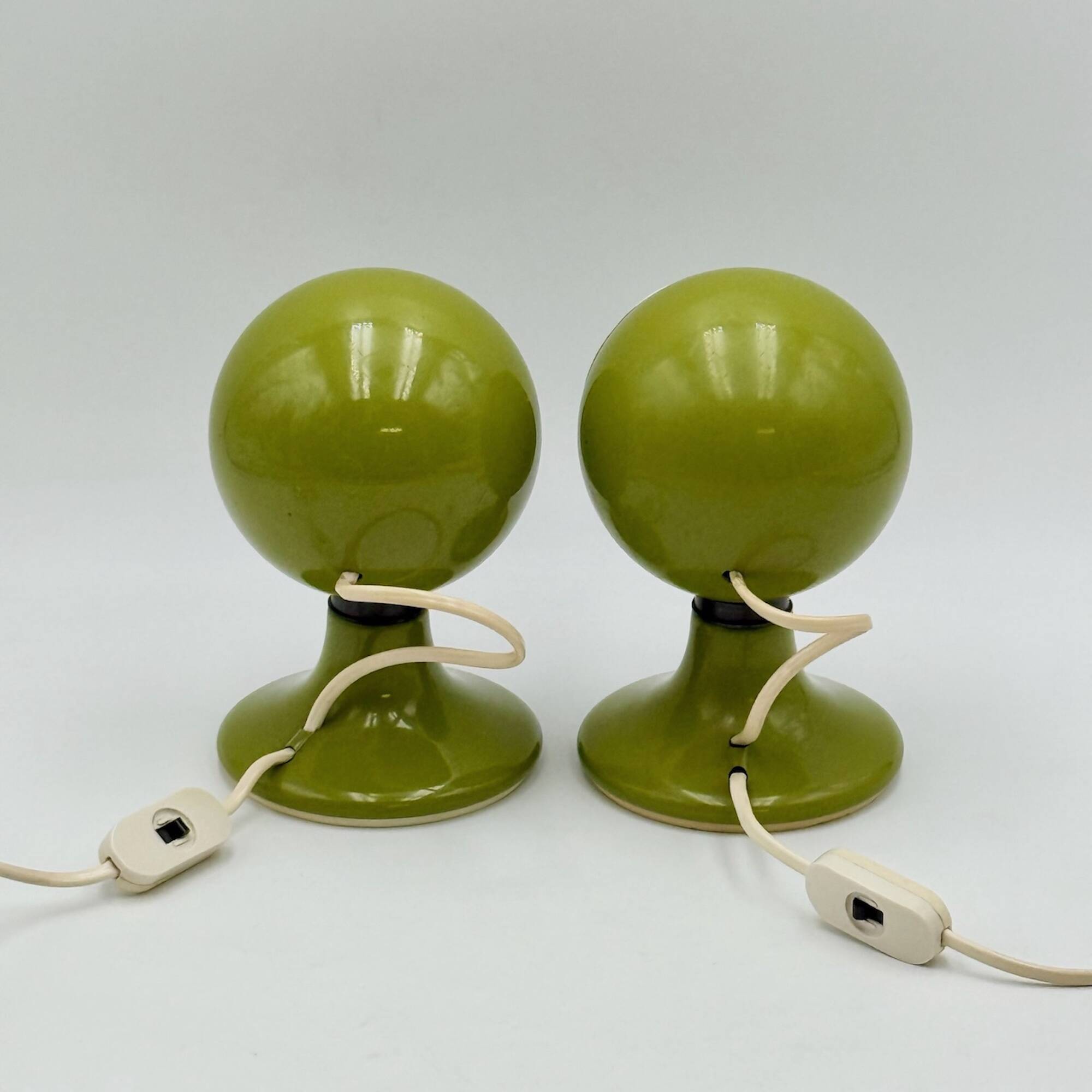Pair of Vintage 1970s Eyeball Lamps by Luci in Green