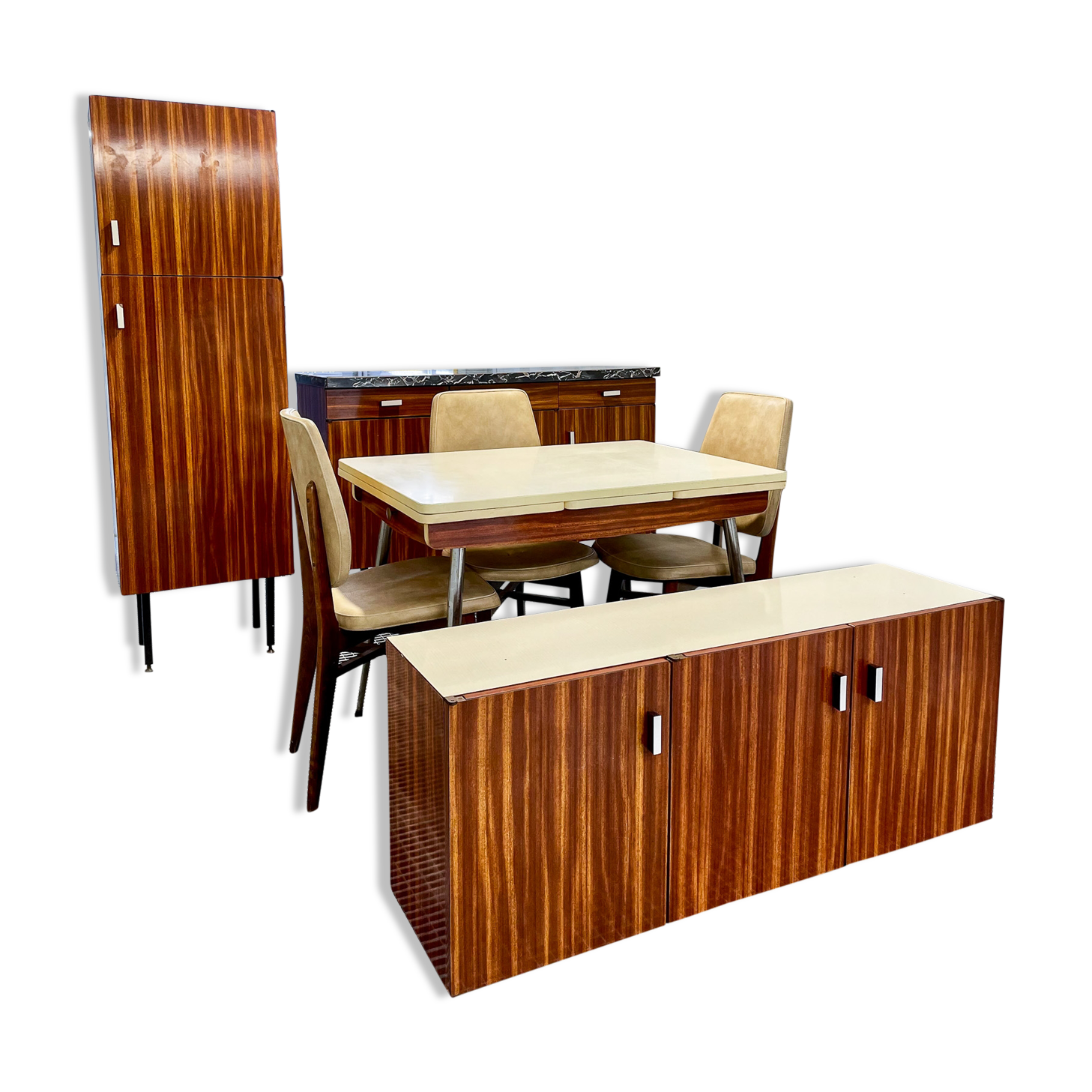 Complete kitchen in formica from the 60s