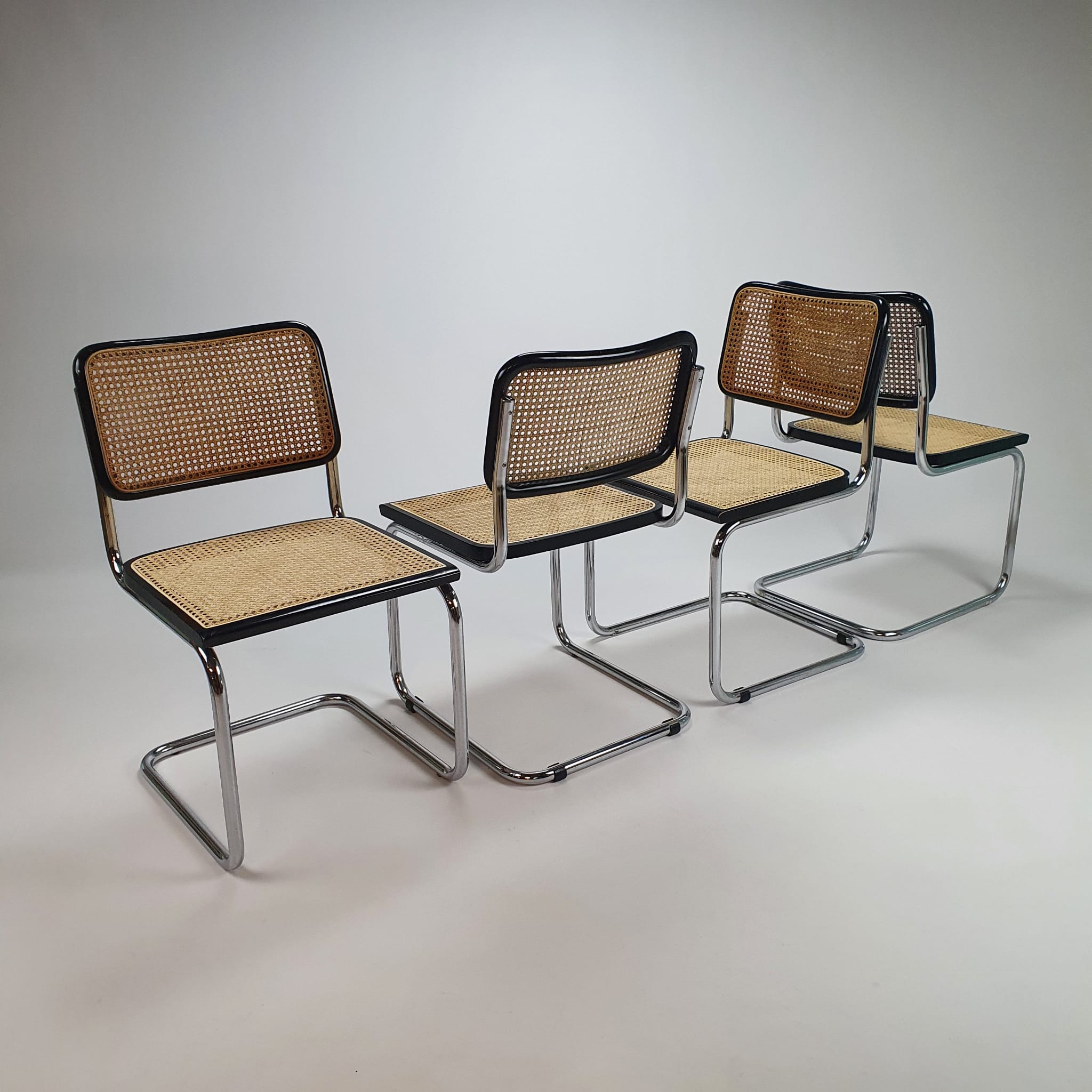 Set of 4 tubular frame and cane cantilever dining chairs Breuer Marcel italy, 1970s