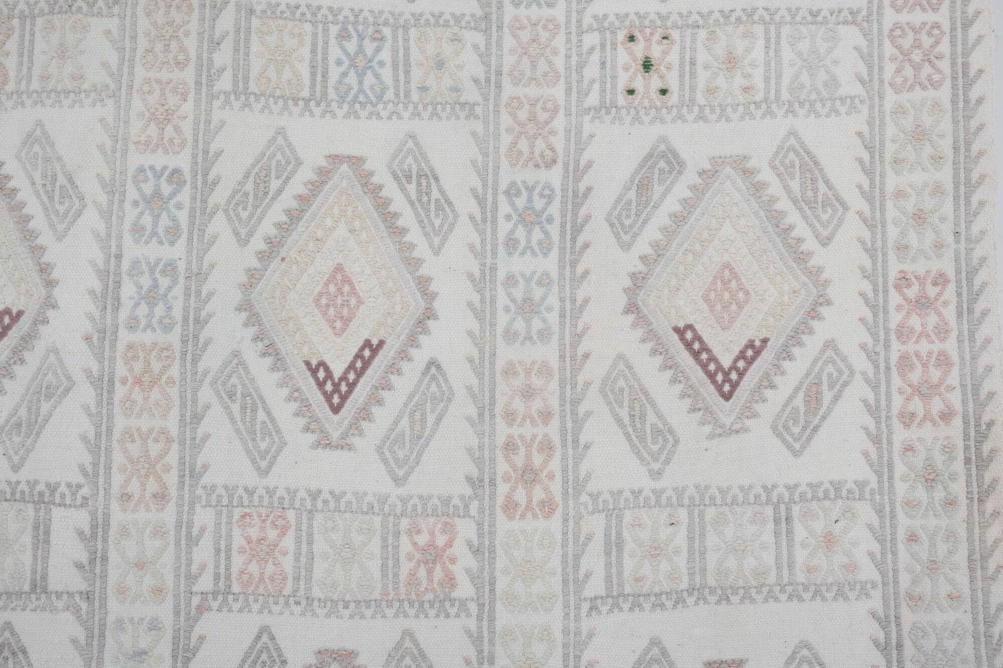 Vintage Turkish kilim, handwoven, 156x216 cm.