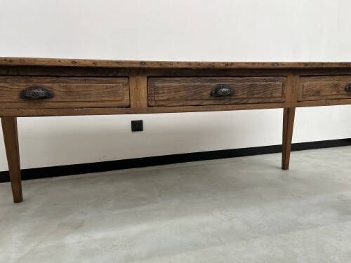 Old farmhouse table (50s) with 3 drawers