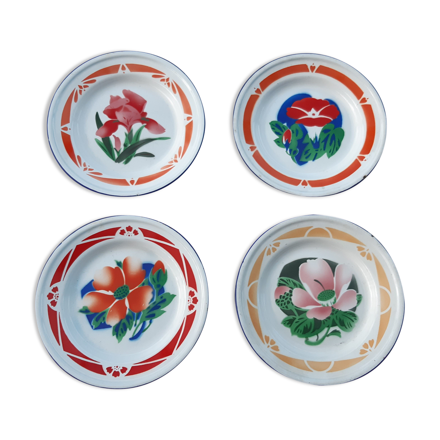 Set of 4 flat plates enamelled sheet metal