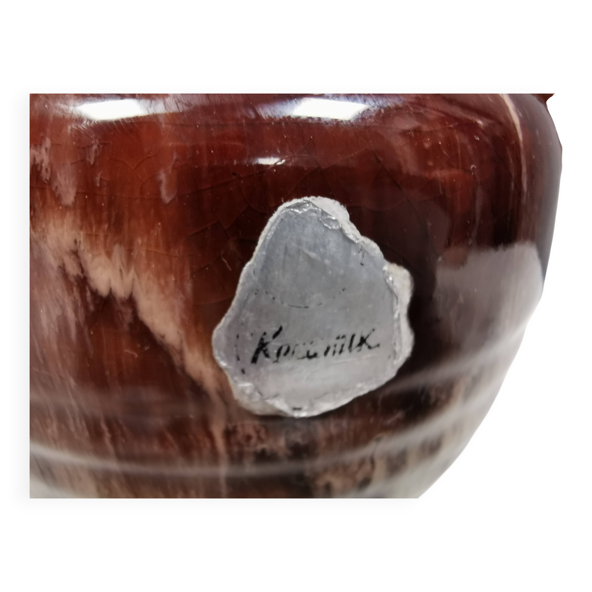 Petit vase à glaçure brillante de couleur marron/menthe et « oreilles » des années 1970, Suède