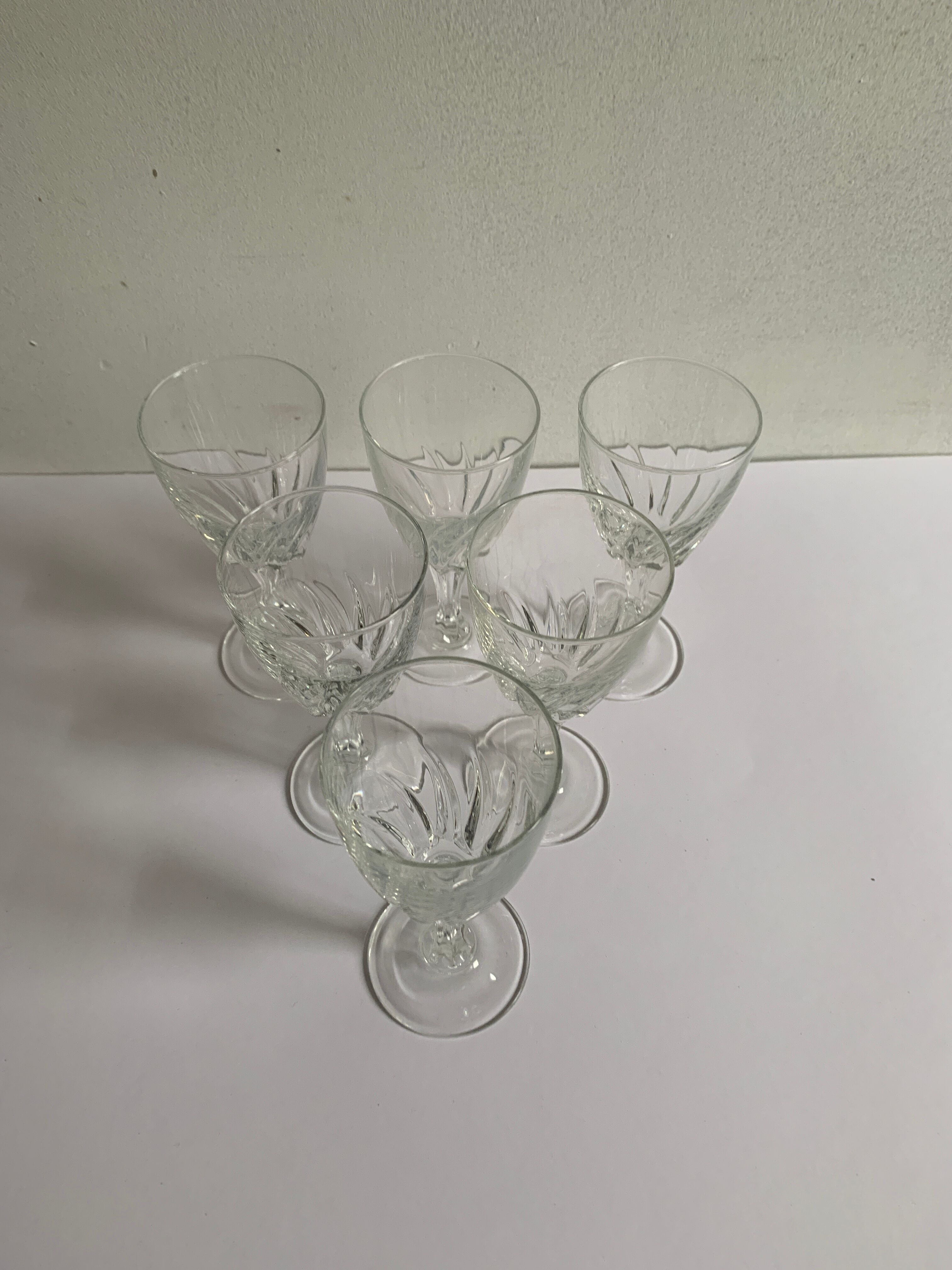 6 crystal wine glasses