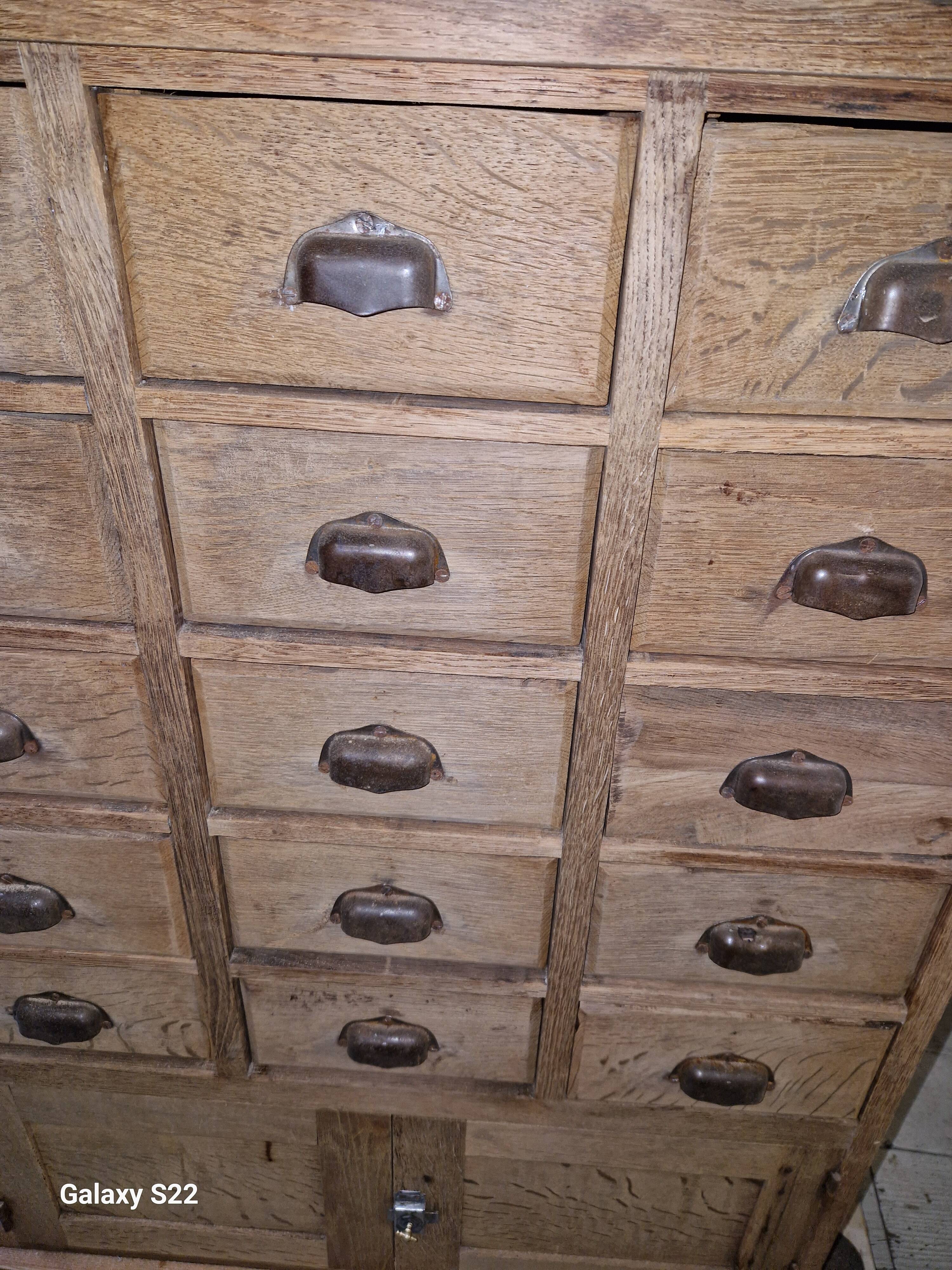 Accounting profession furniture