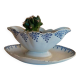 Old sauce boat