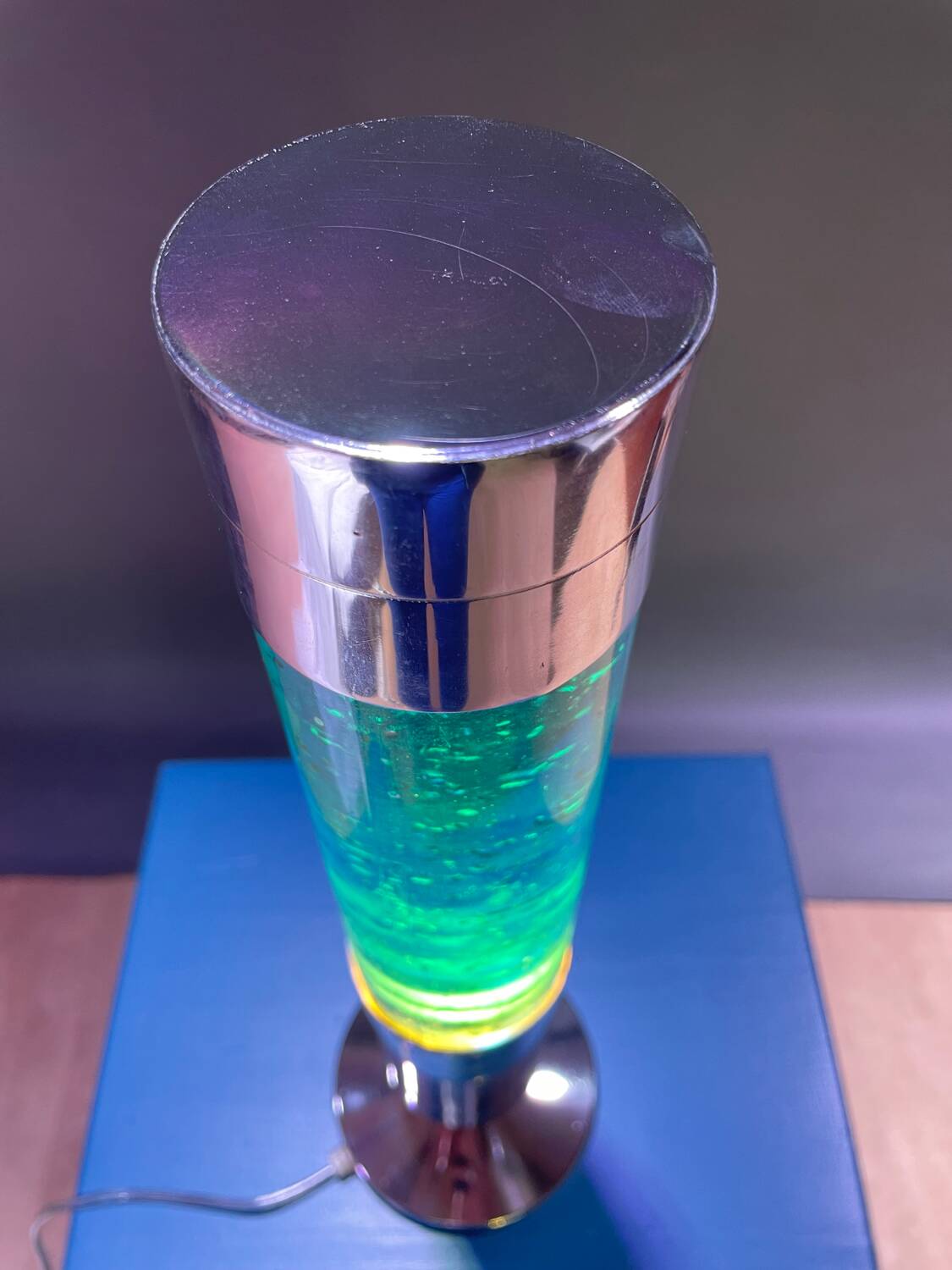 Crestworth Cosmos Glitter Lamp