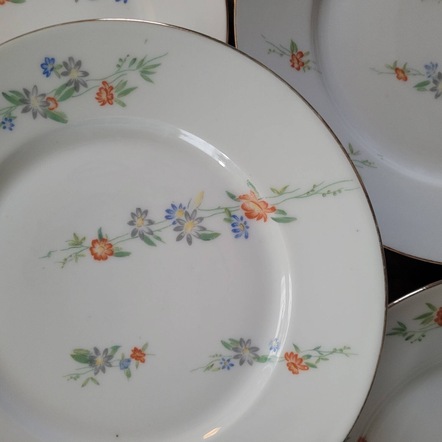 8 flat plates Limoges 60s