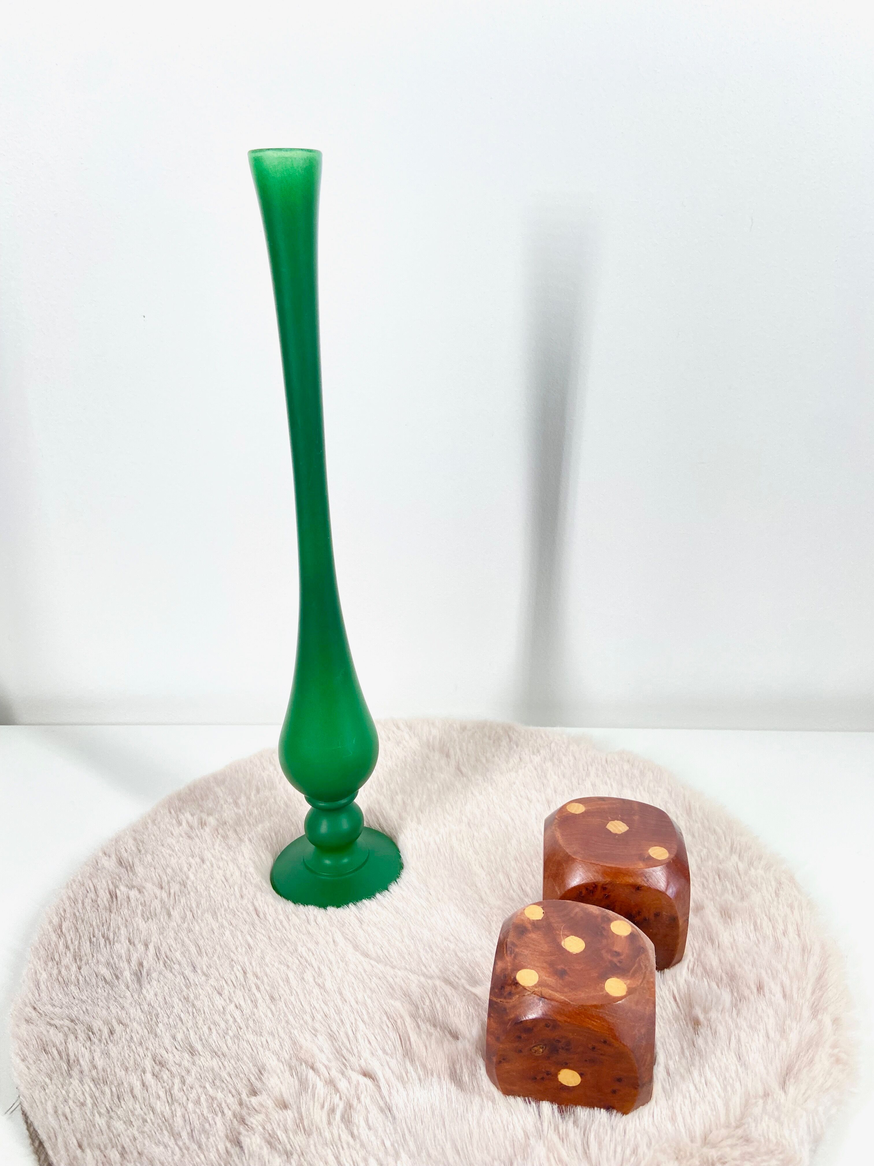 Opaline soliflore vase