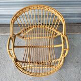 Vintage rattan basket chair in very good condition