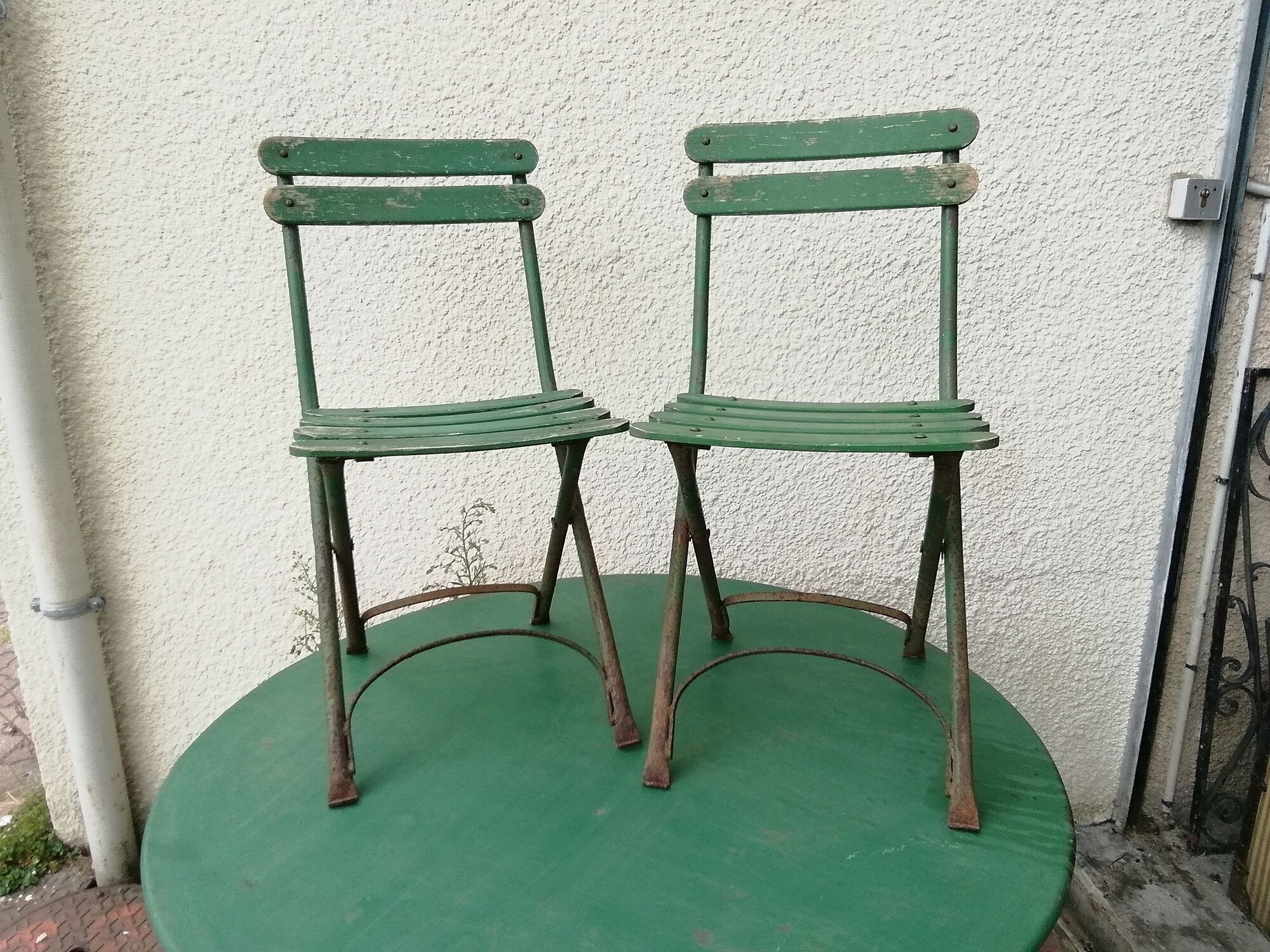 4 old iron and wood garden folding chairs