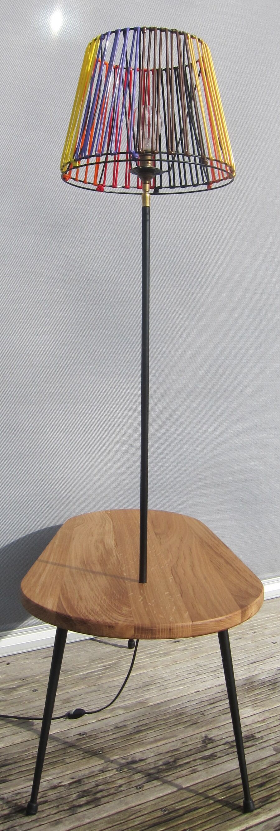 Table lamp low post surf 1950 multicolored lanyards