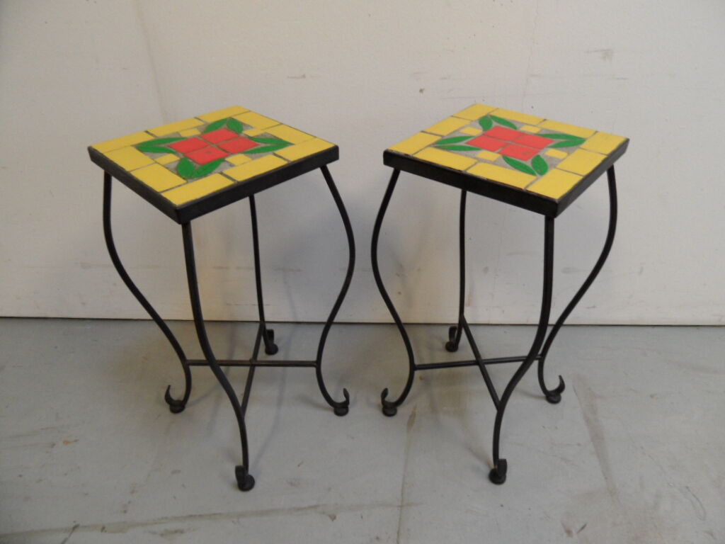 Ensemble vintage de 2 tables d’appoint avec carrelage années 1960