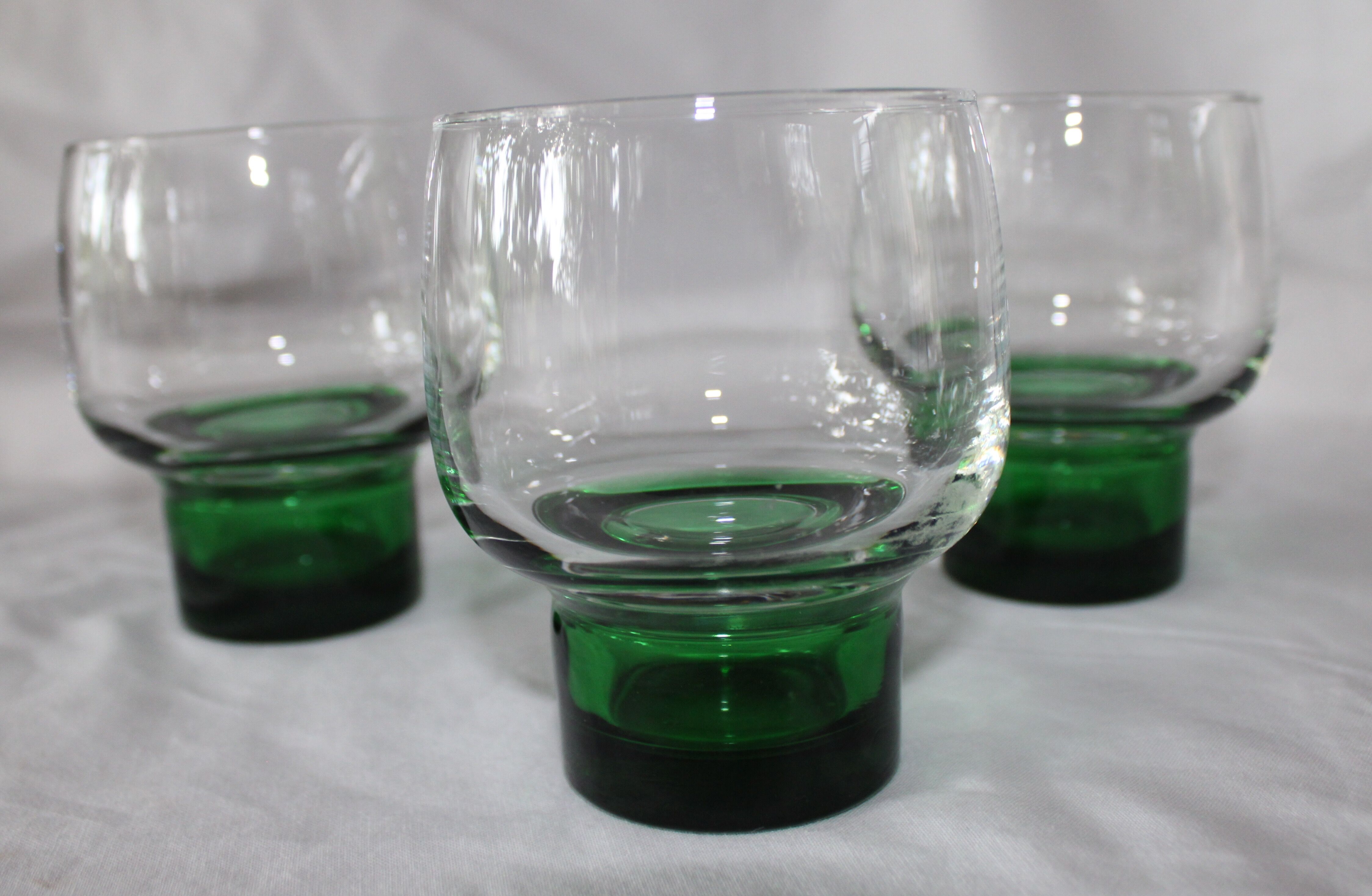 3 Luminarc Vintage wine glasses