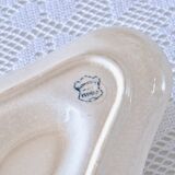 Large gravy boat on 19th century iron earth tray