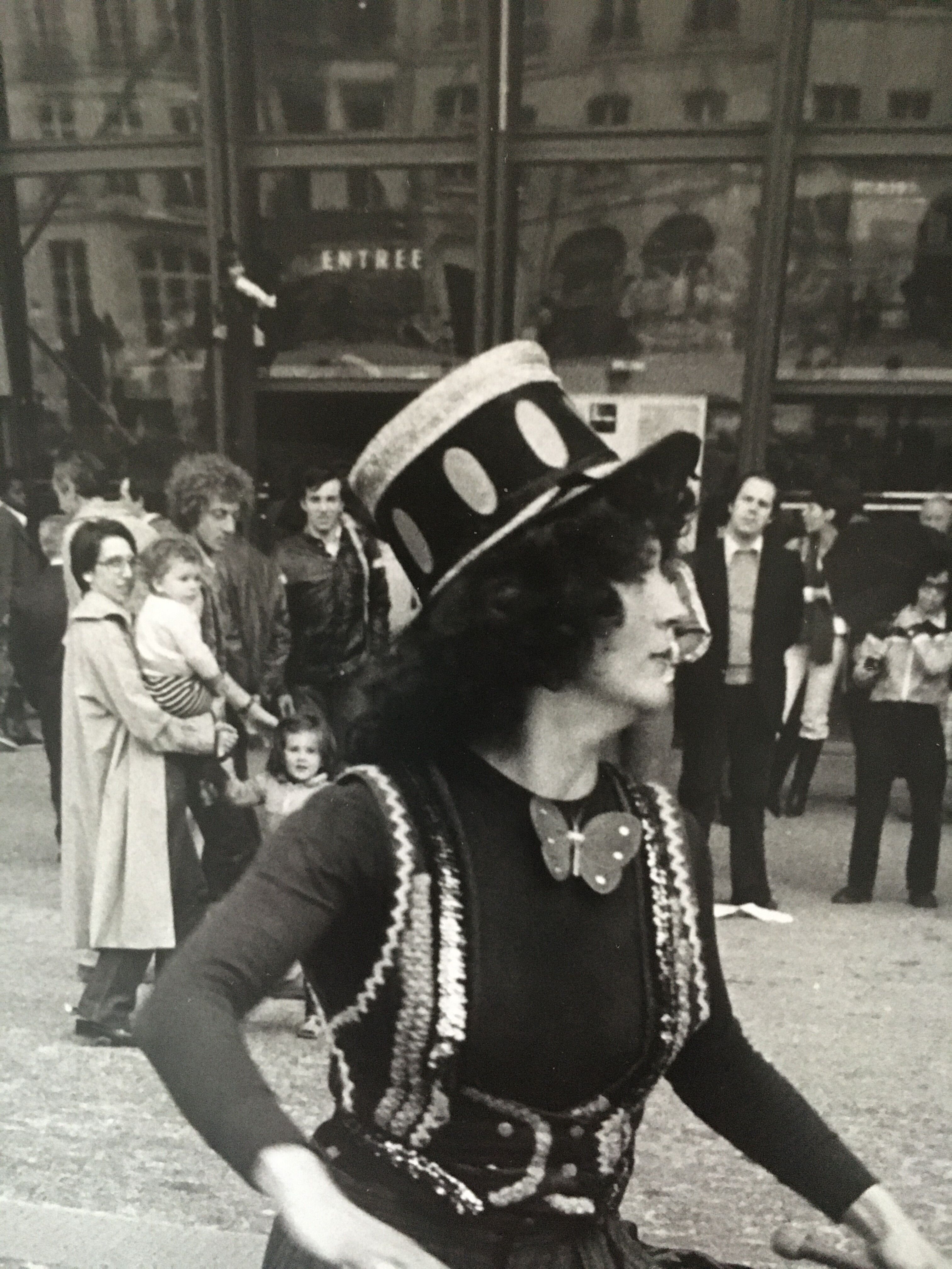 Tirage artiste de rue cirque Centre Pompidou