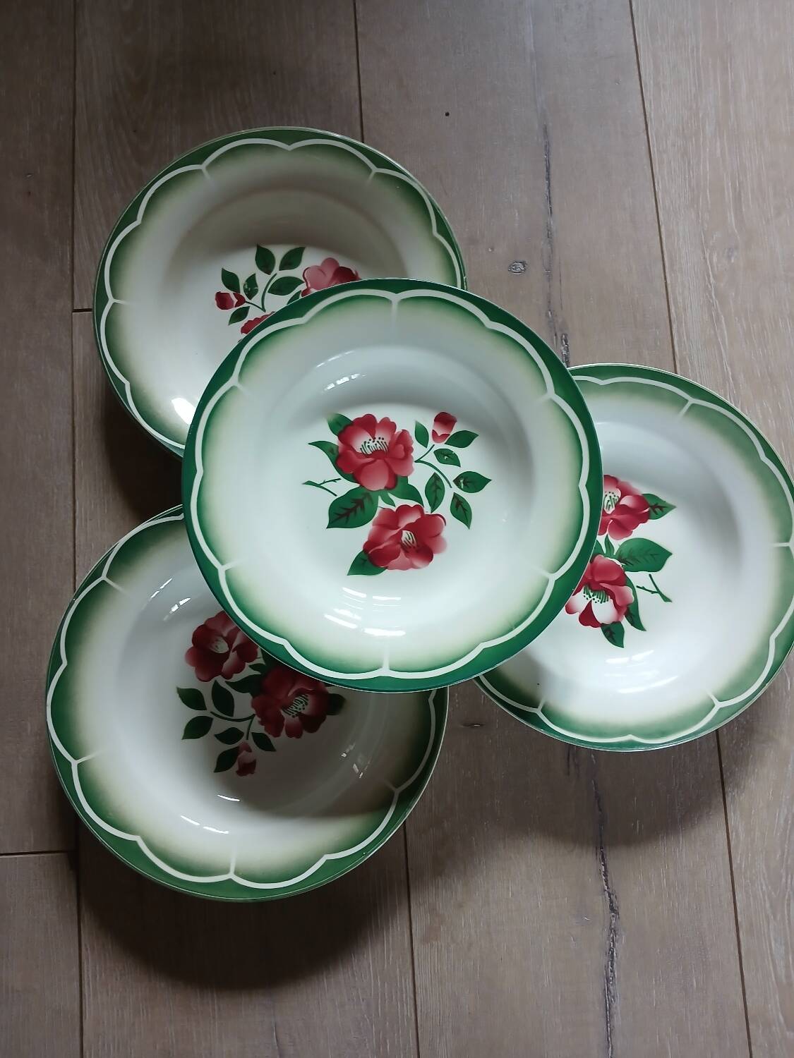 4 Digoin and Sarreguemines soup plates