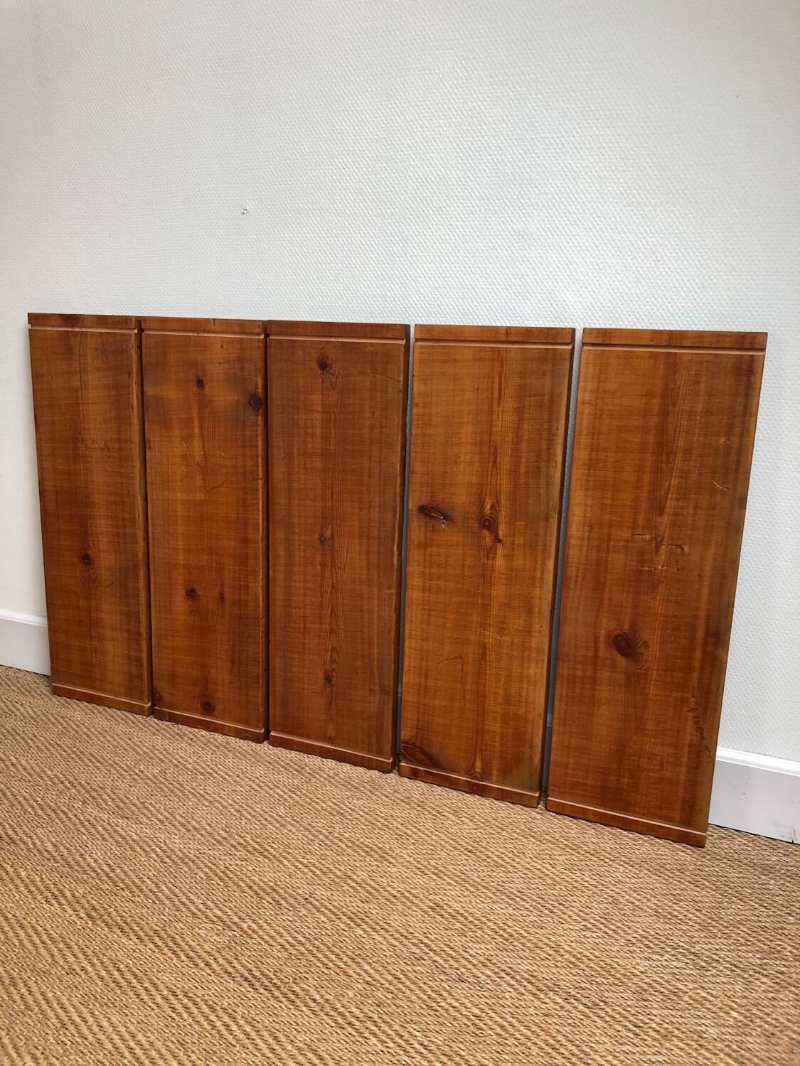 Wall shelf