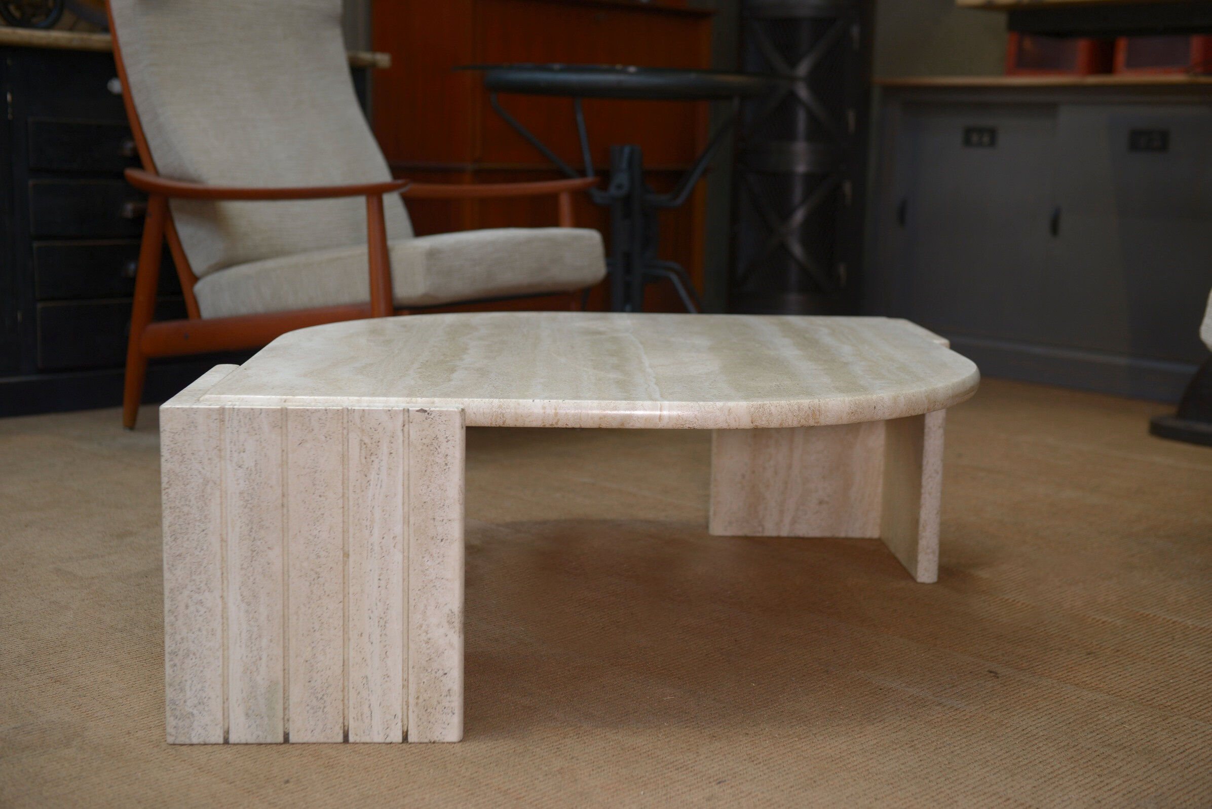 Eye coffee table in travertine 1970
