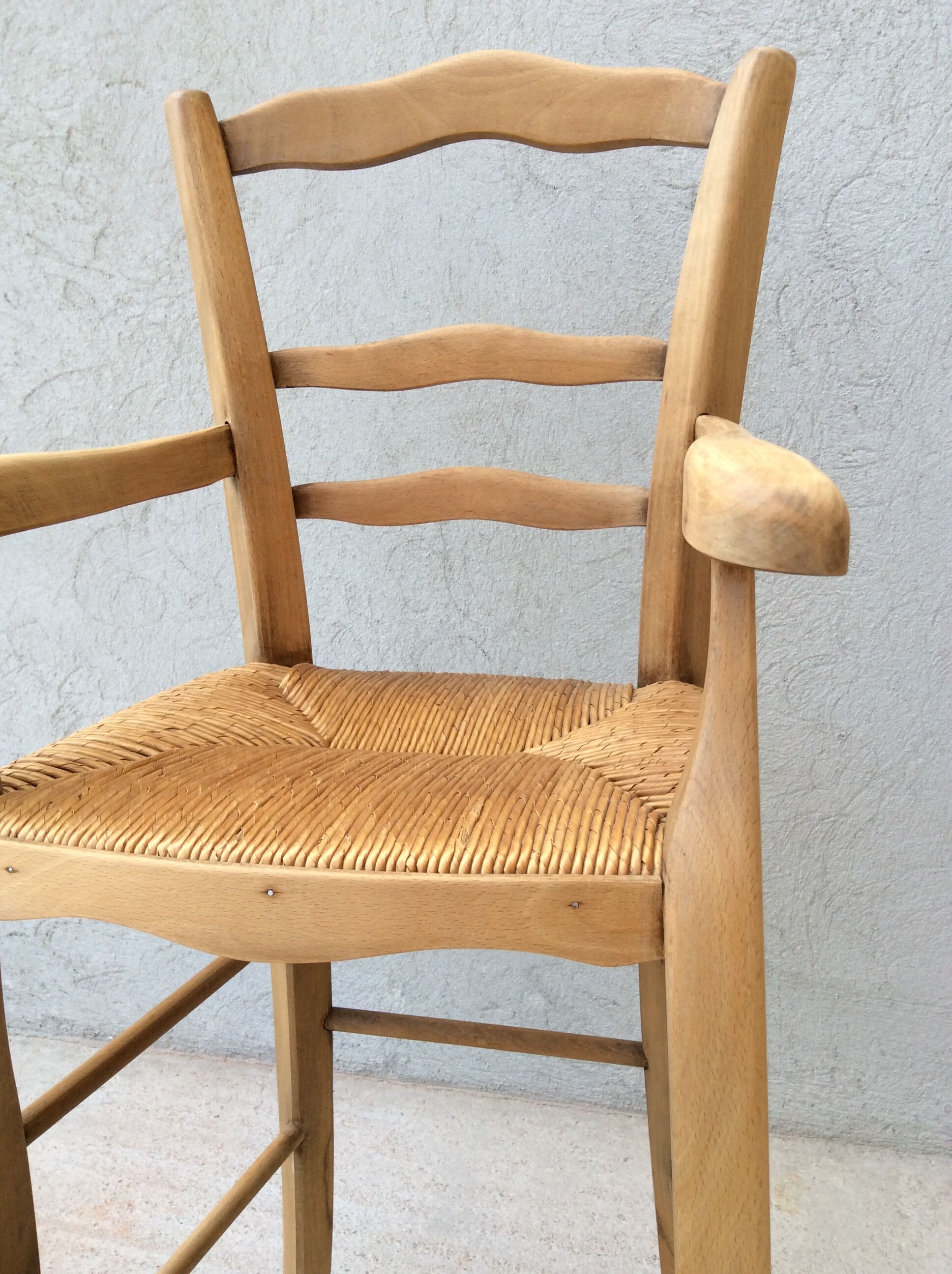 High chair for children in mulched seated wood