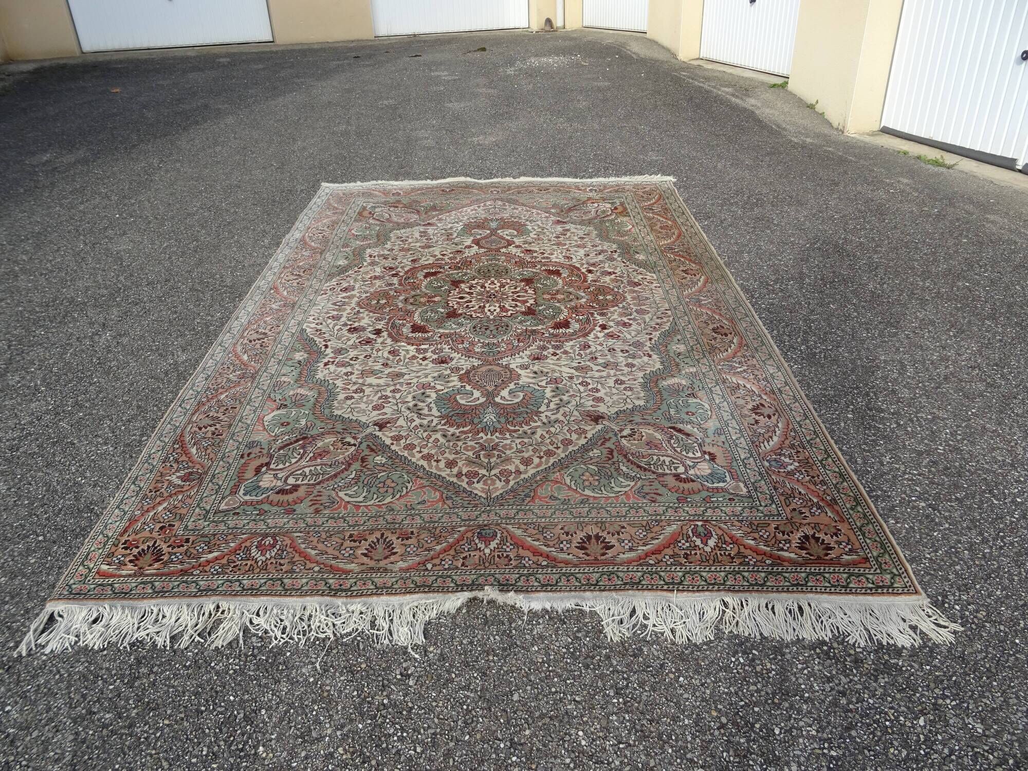 Grand tapis Oriental laine fait main