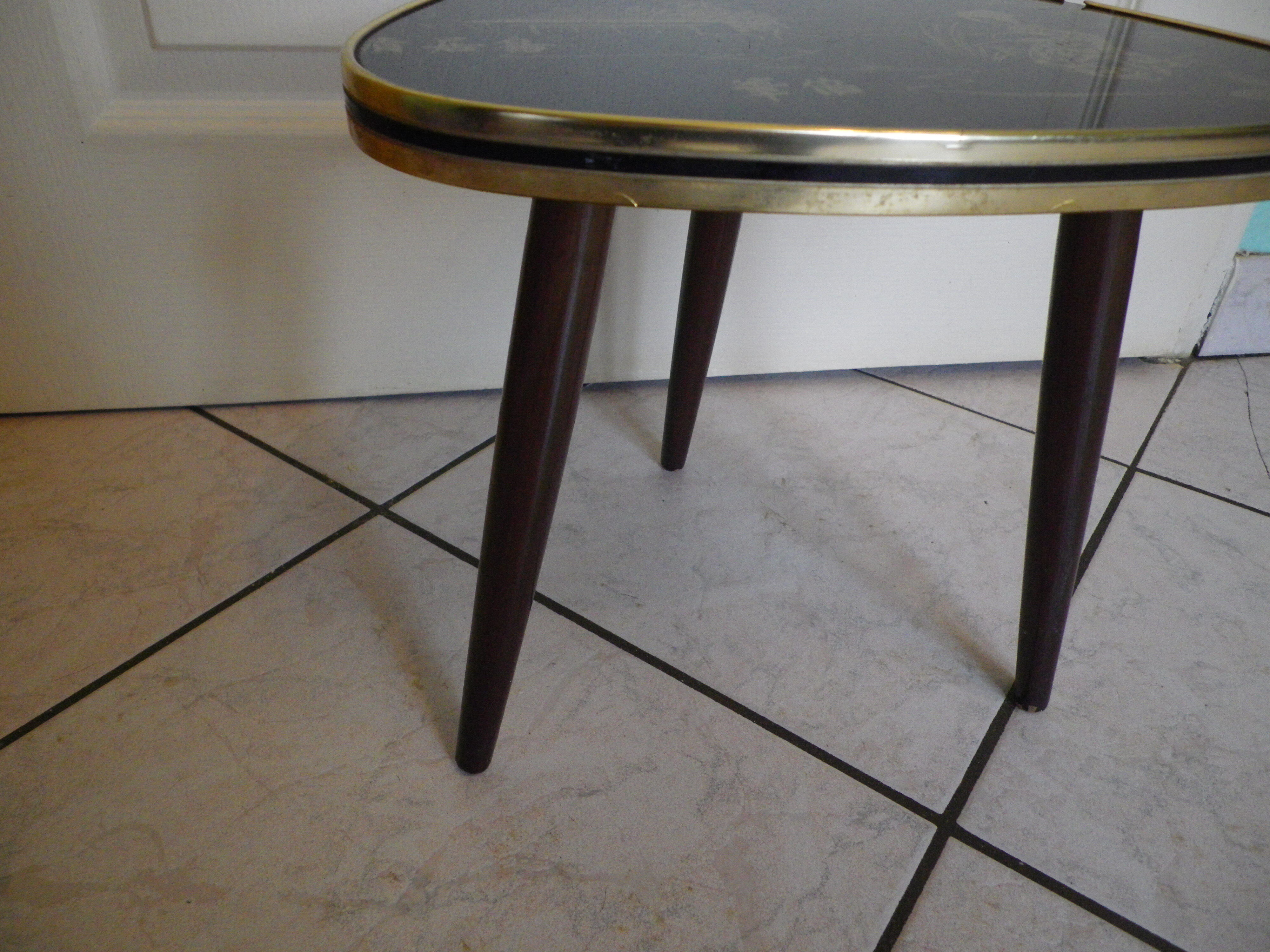 Side table, tripod, compass leg, pick shape, Japanese décor