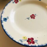 Assiettes plates et creuses