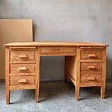 Bureau ancien en chêne massif brut, aérogommé et ciré
