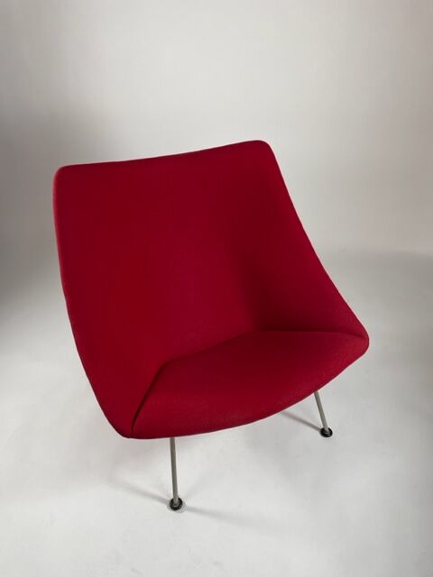 Oyster chair by Pierre Paulin for Artifort