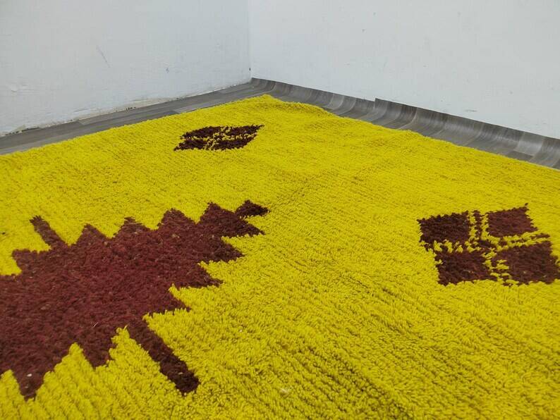 Traditional handmade Berber rug 200cm x 300cm