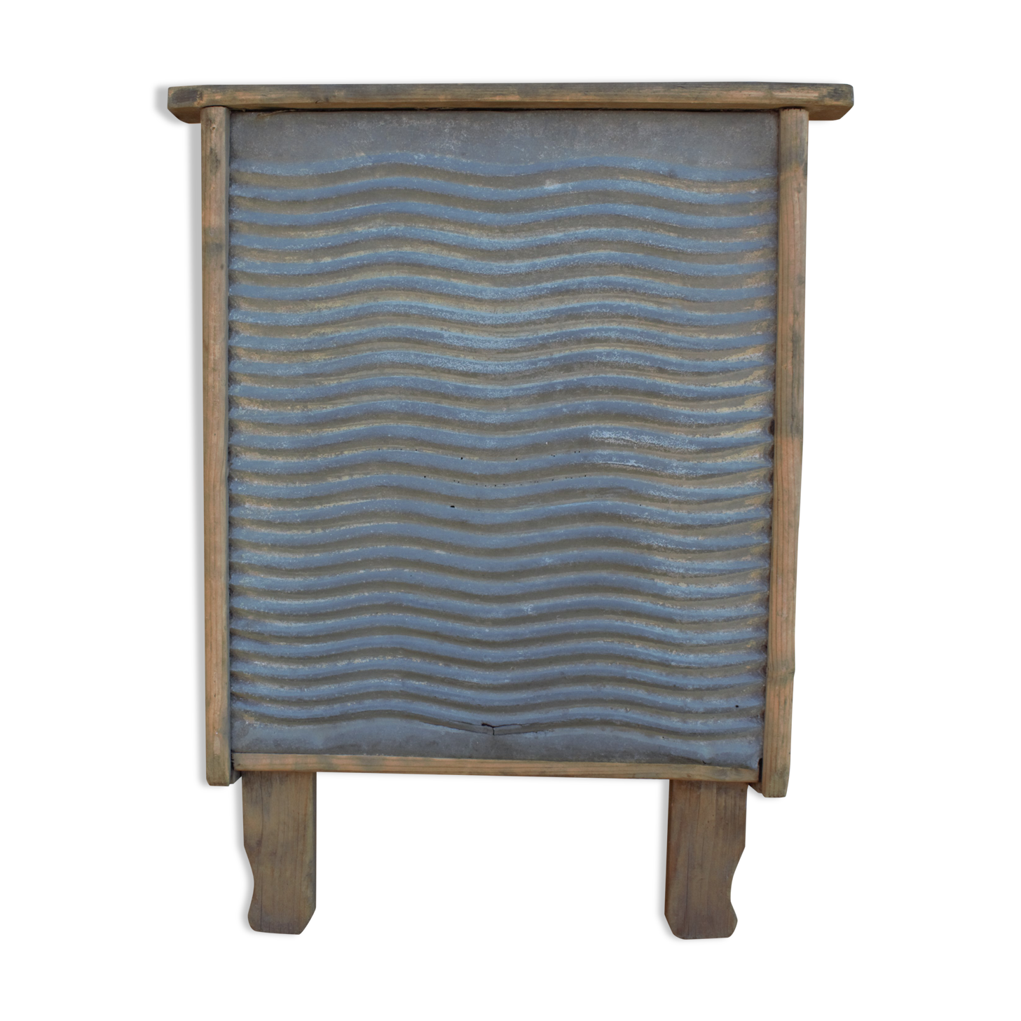 Old wooden and zinc washboard deco firm