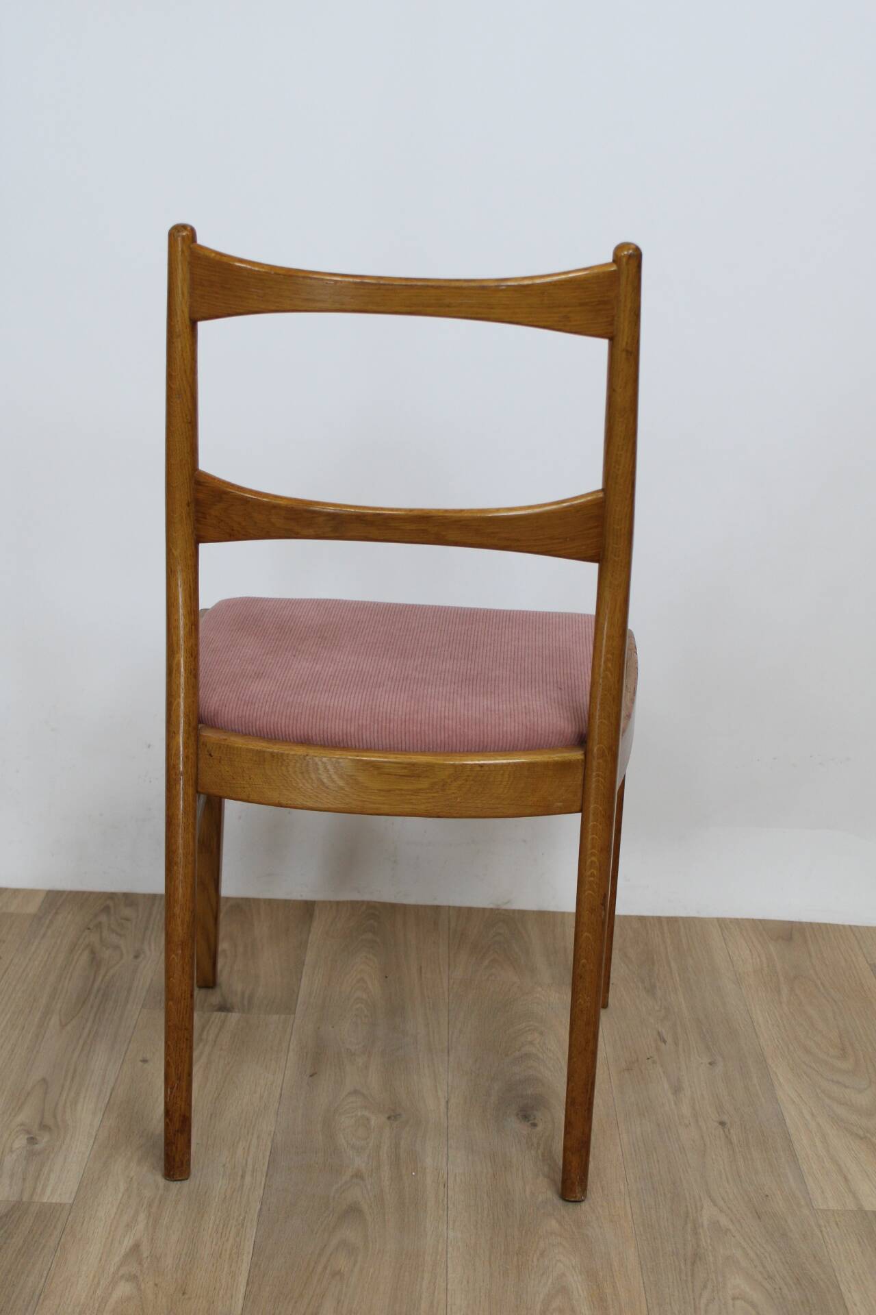 Chaise teck vintage velour rose danemark