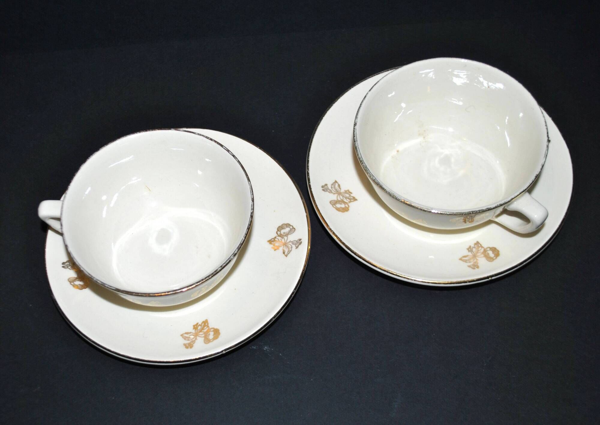 Set of 2 vintage cups with gold flowers Villeroy Boch Mettlach