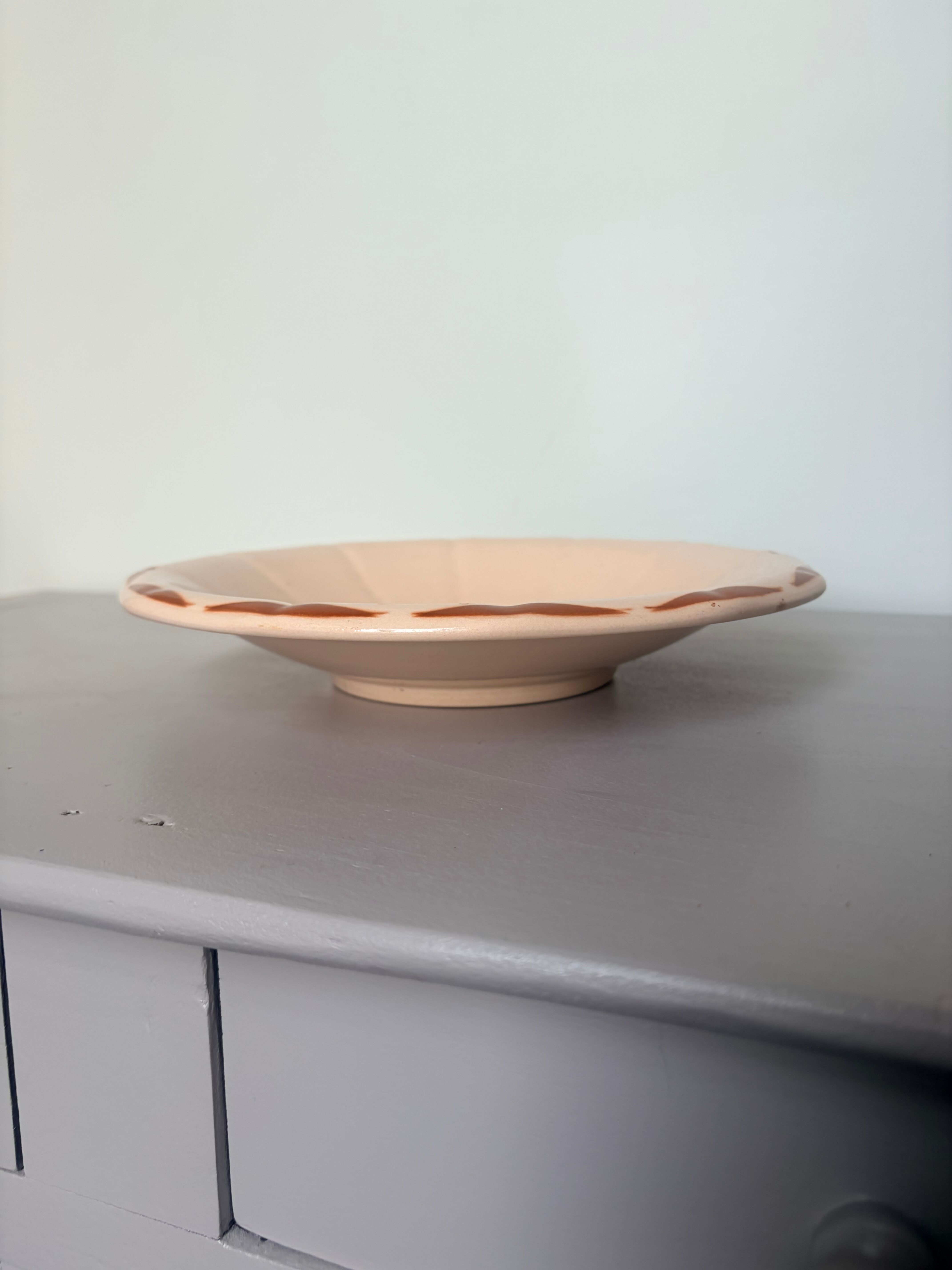 Plat à calotte ronde Digoin Sarreguemines 200850