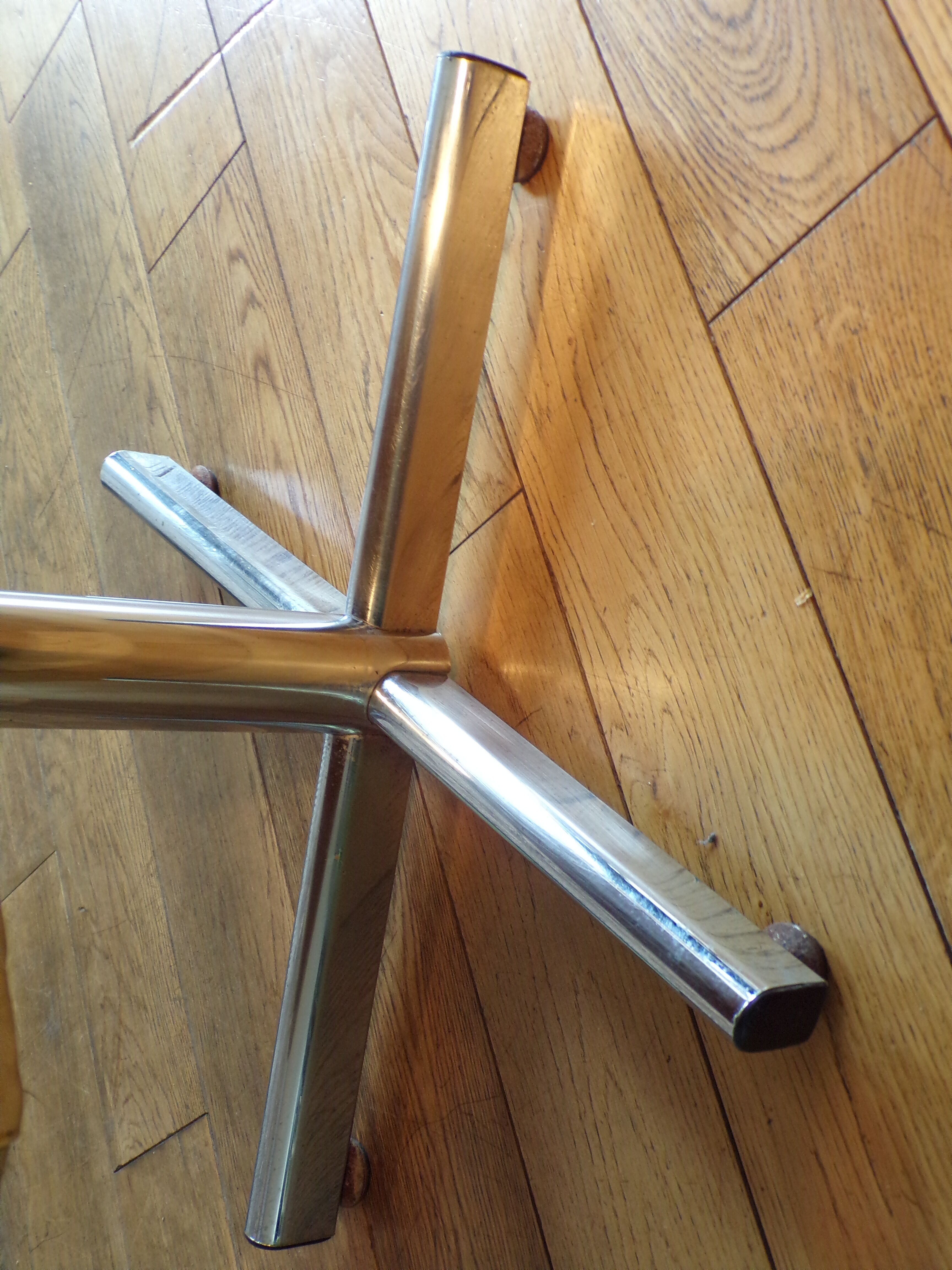 Skai vintage stool foot rest