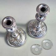 Bougeoirs en métal argenté