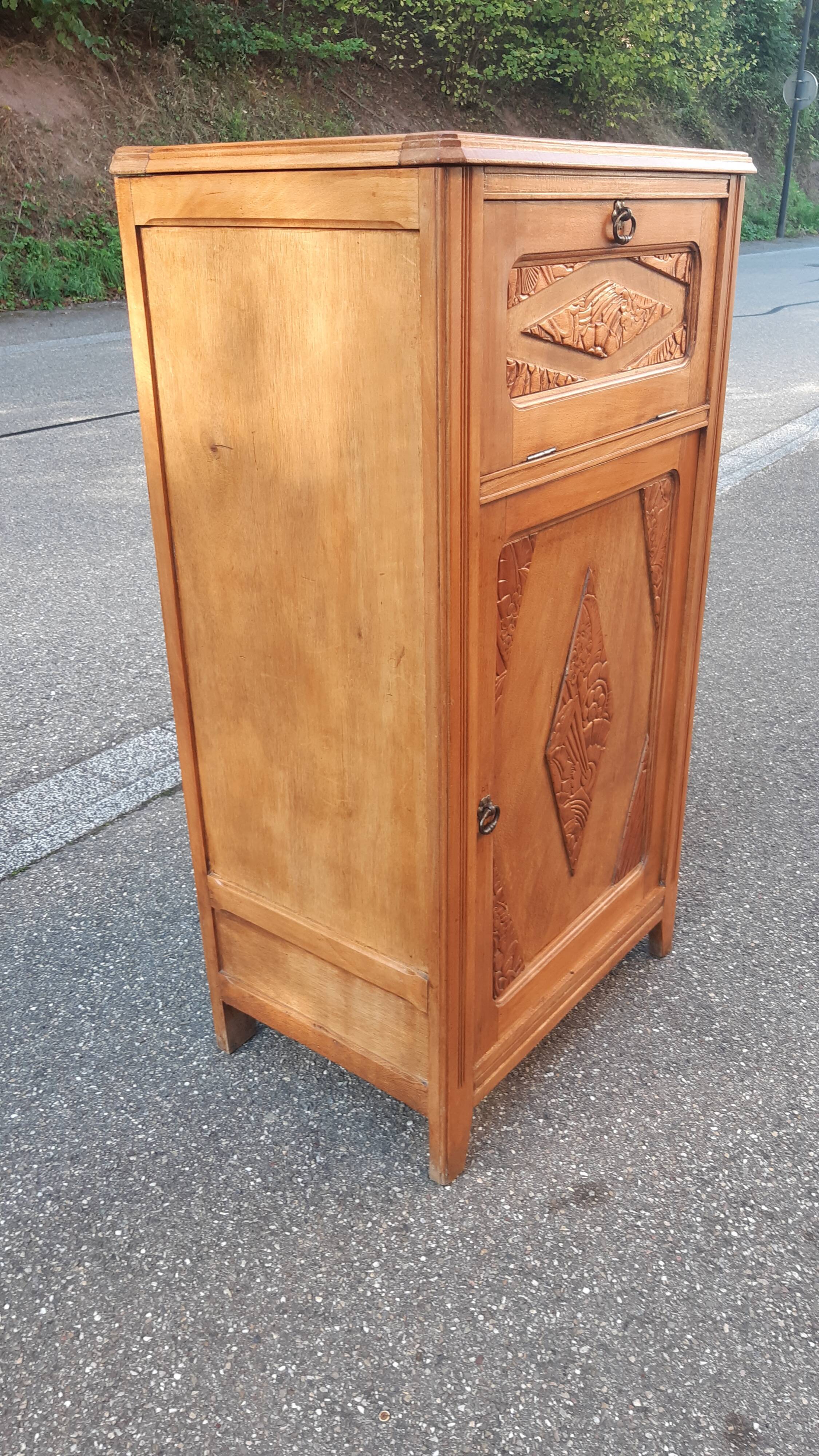 Art deco hi-fi cabinet
