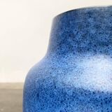 Large blue vase on a German workshop stand from the mid-20th century by Bückeburg Keramik, 1960s.