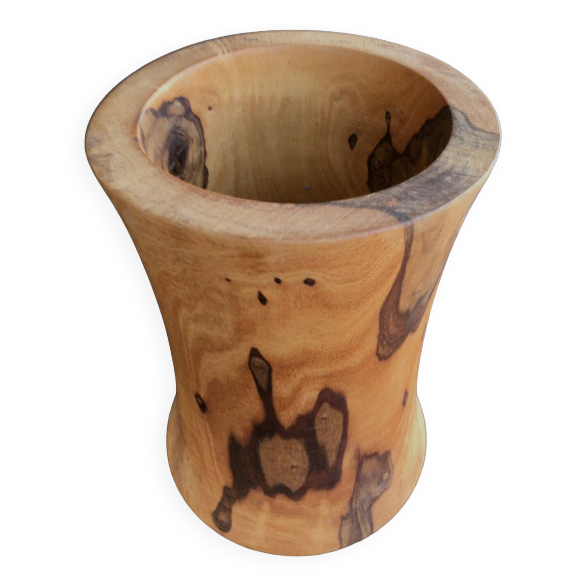 Wooden pot