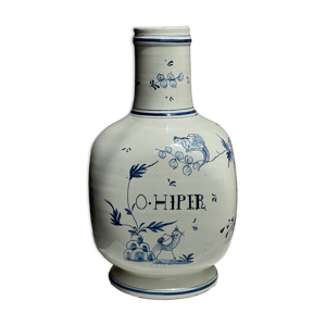 Vase en faïence blanche - bleu